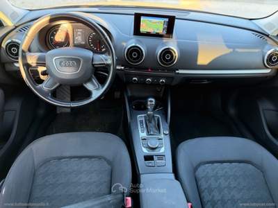 Audi A3 A3 SPB 1.6 TDI cl.d. S tr. Attraction Grigio usata Nardò