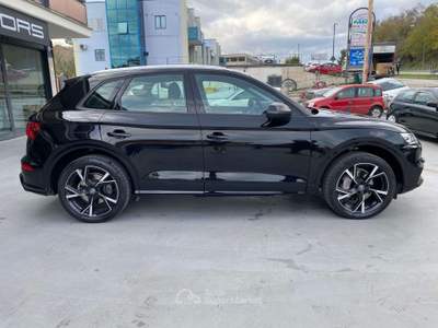 Audi Q5 Q5 40 2.0 tdi Business Sport quattro 190cv stronic Nero usata Porto San Giorgio