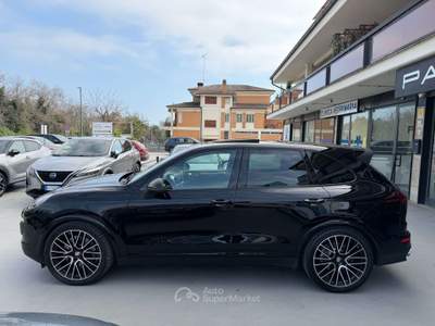 Porsche Cayenne Cayenne 3.0 Platinum Edition tiptronic Nero usata Porto San Giorgio