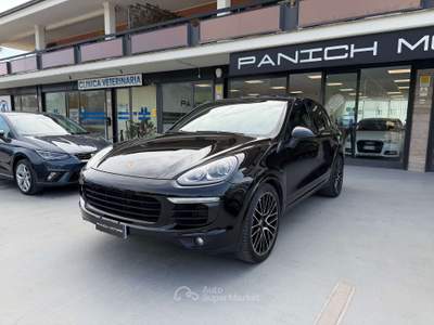 Porsche Cayenne Cayenne 3.0 Platinum Edition tiptronic Nero usata Porto San Giorgio Porsche Cayenne Cayenne 3.0 Platinum Edition tiptronic Nero usata Porto San Giorgio
