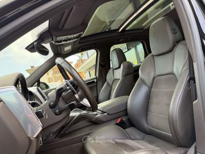 Porsche Cayenne Cayenne 3.0 Platinum Edition tiptronic Nero usata Porto San Giorgio