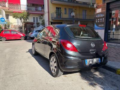 Opel Corsa unico proprietario Blu/Azzurro usata Pomigliano d'Arco