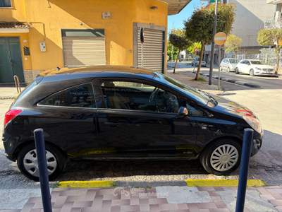 Opel Corsa unico proprietario Blu/Azzurro usata Pomigliano d'Arco
