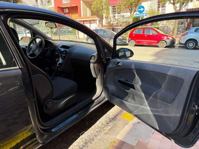 Opel Corsa unico proprietario Blu/Azzurro usata Pomigliano d'Arco