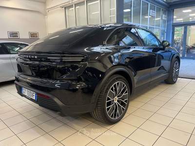 Porsche Macan Macan II 2025 4 Nero usata Milano