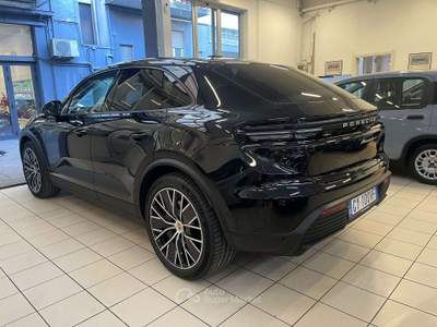 Porsche Macan Macan II 2025 4 Nero usata Milano