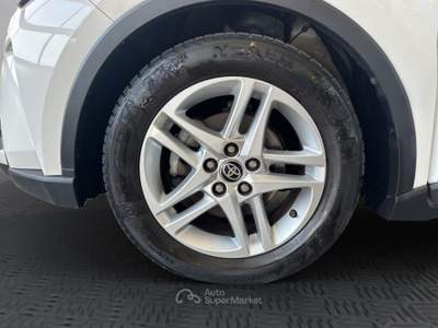Toyota C-HR C-HR 1.8h Active e-cvt Bianco usata Cuneo