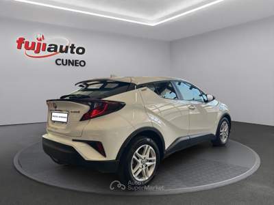 Toyota C-HR C-HR 1.8h Active e-cvt Bianco usata Cuneo