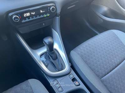 Toyota Yaris 1.5h Trend UNICO PROPRIETARIO OK NEOPATENTATI BELLISSIMA Bianco usata Cesano Maderno