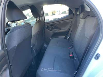 Toyota Yaris 1.5h Trend UNICO PROPRIETARIO OK NEOPATENTATI BELLISSIMA Bianco usata Cesano Maderno