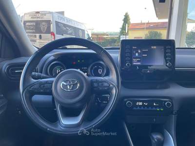 Toyota Yaris 1.5h Trend UNICO PROPRIETARIO OK NEOPATENTATI BELLISSIMA Bianco usata Cesano Maderno