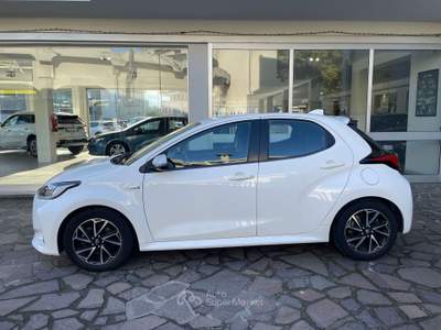 Toyota Yaris 1.5h Trend UNICO PROPRIETARIO OK NEOPATENTATI BELLISSIMA Bianco usata Cesano Maderno