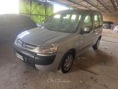 Peugeot Ranch meccanica ok carrozzeria da rivedere come da foto Argento usata Casarile
