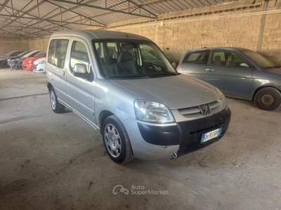 Peugeot Ranch meccanica ok carrozzeria da rivedere come da foto Argento usata Casarile