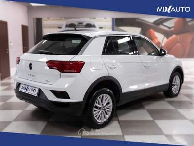 Volkswagen T-Roc 2.0 TDI Edition 115CV Bianco usata Latina