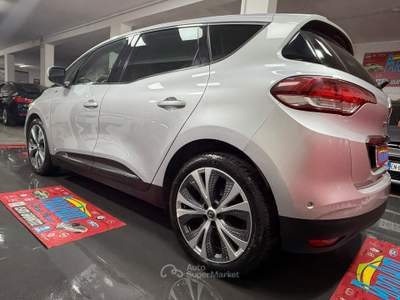Renault Scénic Scenic dCi 1.5 110cv Energy Intens - 2018 Grigio usata Giugliano in Campania