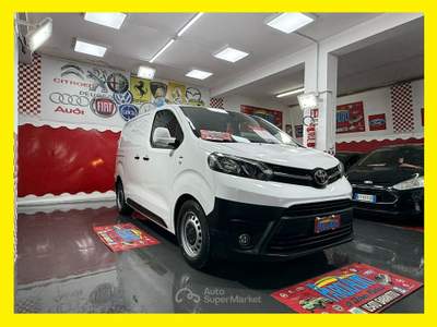 Toyota Proace 1.6 115cv Furgone 5p.10q - 2018 Bianco usata Giugliano in Campania