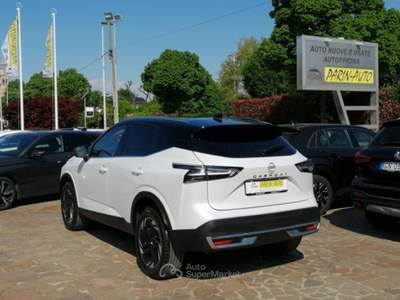 Nissan Qashqai Xtronic N-Connecta Bianco usata VEDELAGO