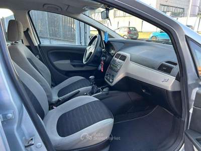 Fiat Grande Punto 1.2 5p *OK NEOPATENTATI* *UNIPRO* *FINANZIABILE* Argento usata San Giuliano Milanese
