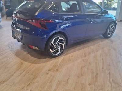 Hyundai i20 i20 1.0 T-GDI 48V DCT Bose Blu/Azzurro usata Piacenza