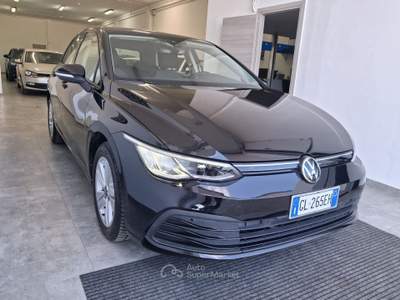 Volkswagen Golf DSG SCR Life Nero usata Alberobello