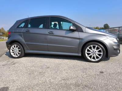 Mercedes-Benz Classe B Classe B 5 porte Cambio Automatico Grigio usata Ranzanico