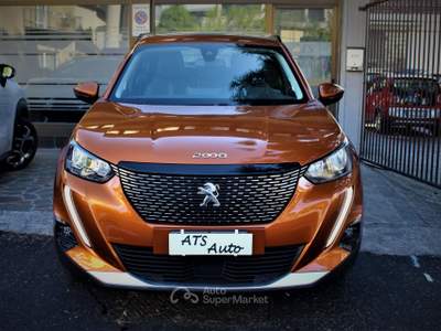 Peugeot 2008 S&S Allure Pack Arancione usata Lavis