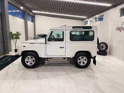 Land Rover Defender Station Wagon S Bianco usata Latina