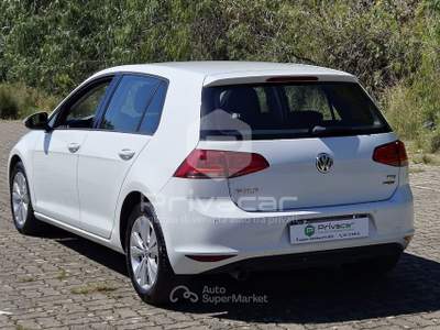 Volkswagen Golf VOLKSWAGEN Golf 1.6 TDI 110 CV DSG 5p. Executive BlueMotion Technology Bianco usata CATANZARO