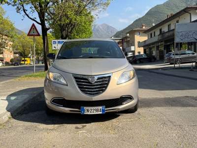 Lancia Ypsilon Ypsilon 1.2 69 CV 5 porte S&S Platinum Bronzo usata SAREZZO
