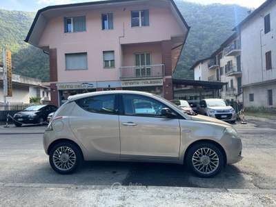 Lancia Ypsilon Ypsilon 1.2 69 CV 5 porte S&S Platinum Bronzo usata SAREZZO