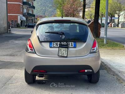 Lancia Ypsilon Ypsilon 1.2 69 CV 5 porte S&S Platinum Bronzo usata SAREZZO