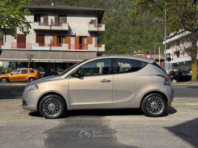 Lancia Ypsilon Ypsilon 1.2 69 CV 5 porte S&S Platinum Bronzo usata SAREZZO