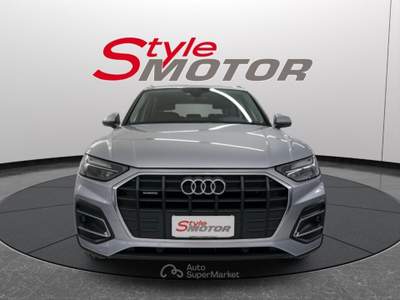 Audi Q5 40 TDI 204 CV quattro S tronic Business Argento usata Fano