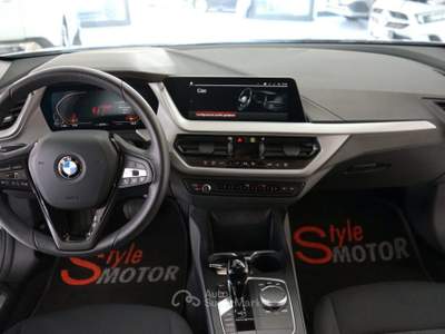 BMW Serie 1 120d d 5p. Business Advantage Uniprop. Italiana Certif. Grigio usata Fano