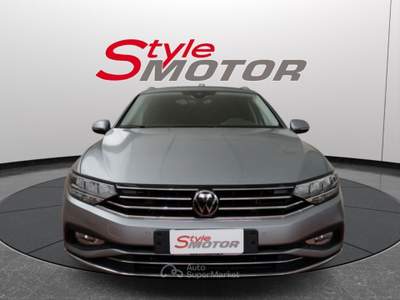 Volkswagen Passat 2.0 TDI SCR EVO DSG Executive Certificata Argento usata Fano
