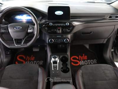 Ford Kuga 2.5 Full Hybrid 190 CV AWD ST-Line X Grigio usata Fano