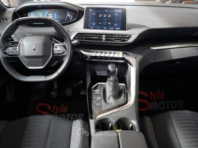 Peugeot 3008 PureTech Turbo 130 S&S Active Pack Grigio usata Fano