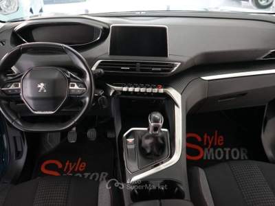 Peugeot 5008 BlueHDi 130 S&S Business 7 POSTI Verde usata Fano