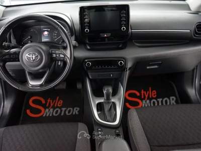 Toyota Yaris 1.5 Hybrid 5 porte Business Grigio usata Fano