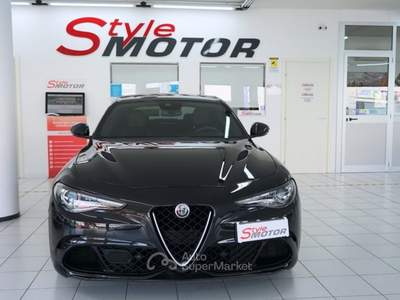 Alfa Romeo Giulia 2.9 T V6 Quadrifoglio MANUALE TIRATURA LIMITATA Nero usata Fano