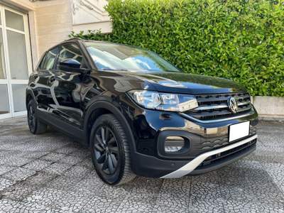 Volkswagen T-Cross 1.0 TSI DSG 110 DIGITAL-COCKPIT Nero usata Alberobello