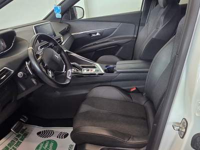 Peugeot 3008 1.5.130 cv gt line Bianco usata Cattolica