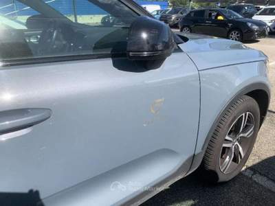 Volvo XC40 D3 AWD Geartronic Business Grigio usata Besozzo