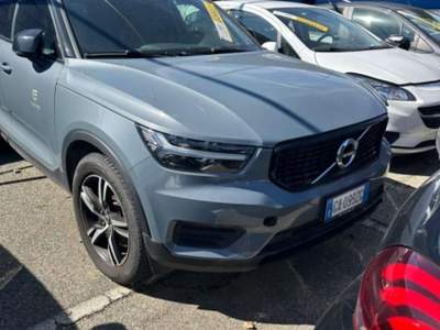 Volvo XC40 D3 AWD Geartronic Business Grigio usata Besozzo