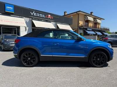 Volkswagen T-Roc Cabriolet 1.0 TSI Style Blu/Azzurro usata Pietrasanta