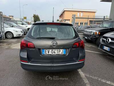 Opel Astra Astra Sports Tourer  1.7 cdti130cv Grigio usata Lallio