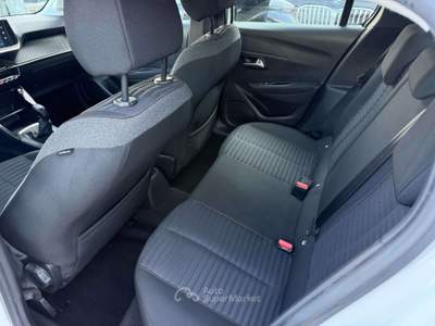 Peugeot 208 1.2 NEOPATENTATI Bianco usata Lallio
