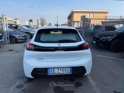 Peugeot 208 1.2 NEOPATENTATI Bianco usata Lallio