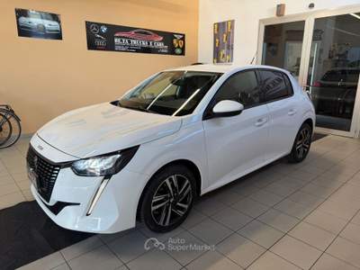 Peugeot 208 In perfette condizioni e pronta a viaggiare con te Bianco usata Quarrata